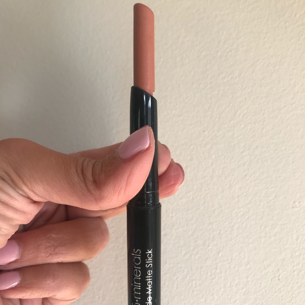 Glo Minerals - Matte Lipstick